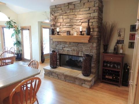 4484 Mitchell Ct, Plano, IL 60545 photo 9