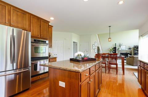 3504 Links Ct, Elgin, IL 60124 photo 8