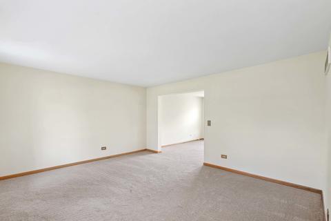 2011 Oakdale Estates Dr, Plainfield, IL 60586 photo 4