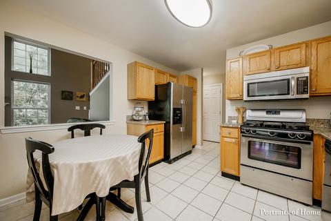 327 E Tall Oaks Ln, Itasca, IL 60143 photo 5