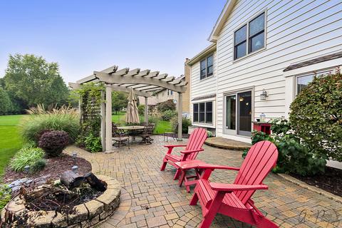 522 Greens View Dr, Algonquin, IL 60102 photo 4