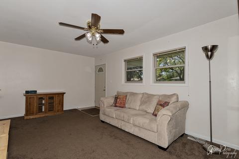 4808 Howard St, Mchenry, IL 60050 photo 5