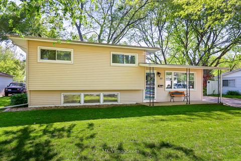 77 E Circle Dr, Montgomery, IL 60538 photo 1