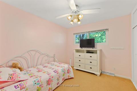 77 E Circle Dr, Montgomery, IL 60538 photo 10