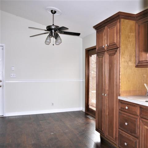 3207 S Cherry Ave, Mchenry, IL 60051 photo 4
