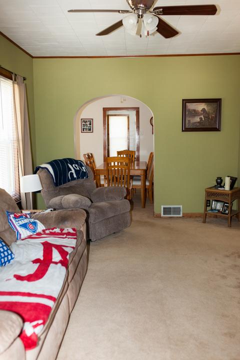 222 E 3rd St, Oglesby, IL 61348 photo 5