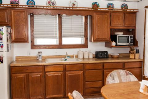 222 E 3rd St, Oglesby, IL 61348 photo 9