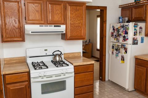 222 E 3rd St, Oglesby, IL 61348 photo 10
