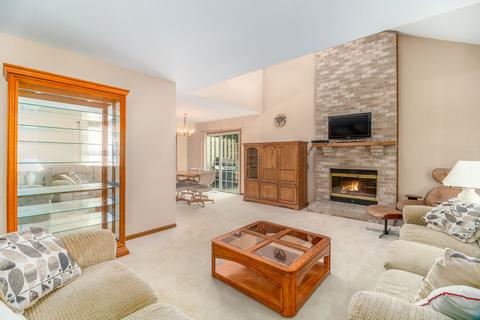 3040 Anton Cir, Aurora, IL 60504 photo 3
