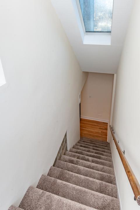2465 E 74th Pl, Chicago, IL 60649 photo 10