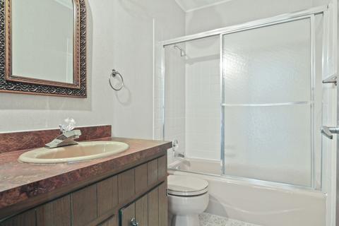 1300 Kingsridge Ct #B, Normal, IL 61761 photo 21