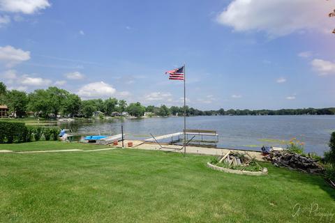 2722 Lake Dr, Holiday Hills, IL 60051 photo 3