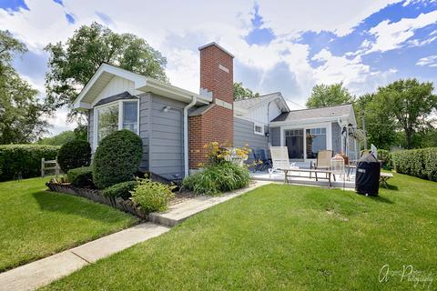 2722 Lake Dr, Holiday Hills, IL 60051 photo 2
