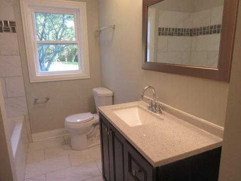 1017 Althoff Dr, Mchenry, IL 60050 photo 5