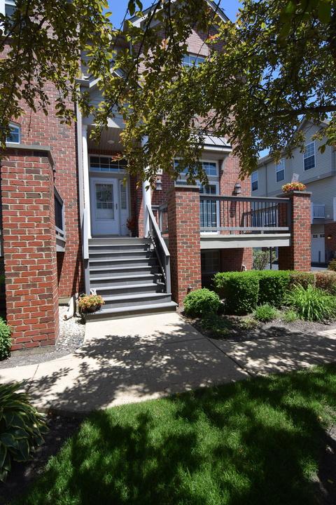 404 N Harrison St, Algonquin, IL 60102 photo 1