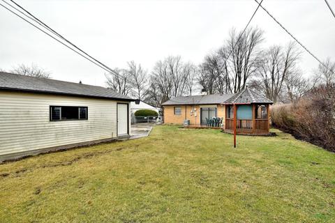 225 E Wayne Pl, Wheeling, IL 60090 photo 22