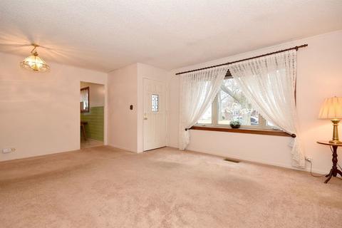 225 E Wayne Pl, Wheeling, IL 60090 photo 6