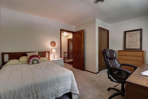 1010 Devonshire Dr, Champaign, IL 61821 photo 21