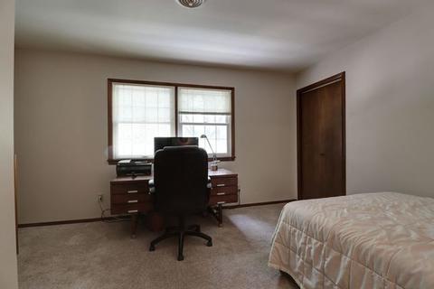 1010 Devonshire Dr, Champaign, IL 61821 photo 30