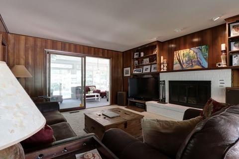 1010 Devonshire Dr, Champaign, IL 61821 photo 13
