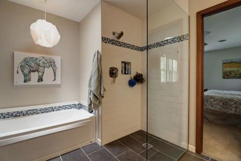 1010 Devonshire Dr, Champaign, IL 61821 photo 28