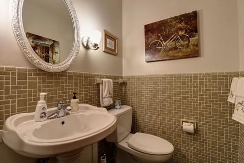 1010 Devonshire Dr, Champaign, IL 61821 photo 18