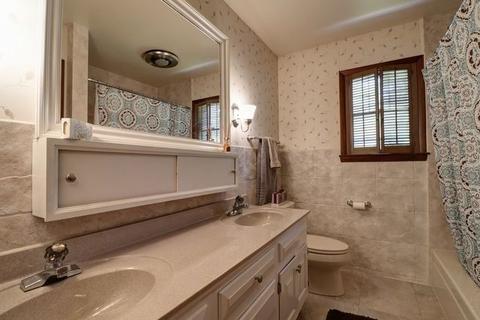 1010 Devonshire Dr, Champaign, IL 61821 photo 25