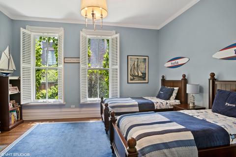 51 Elm St, Chicago, IL 60611 photo 13