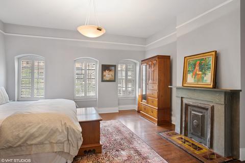 51 Elm St, Chicago, IL 60611 photo 17