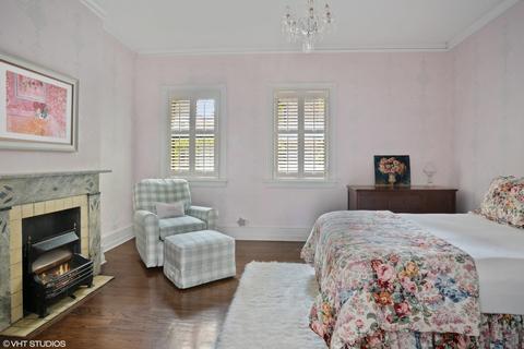 51 Elm St, Chicago, IL 60611 photo 15