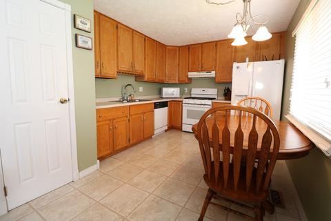 4 Ivey Ct, Bloomington, IL 61701 photo 7