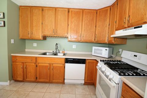 4 Ivey Ct, Bloomington, IL 61701 photo 6