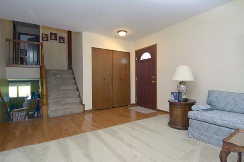 141 E Millers Rd, Des Plaines, IL 60016 photo 5