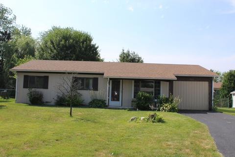 154 Springleaf Dr, Bolingbrook, IL 60440 photo 1