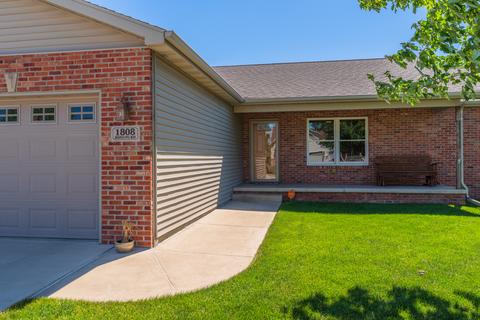 1808 Whistling Way, Normal, IL 61761 photo 2