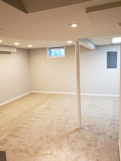 552 Enterprise St, Elgin, IL 60120 photo 14
