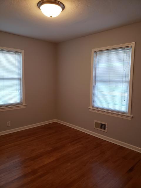 552 Enterprise St, Elgin, IL 60120 photo 5