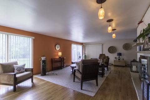 619 Meyer Ct, Aurora, IL 60506 photo 7