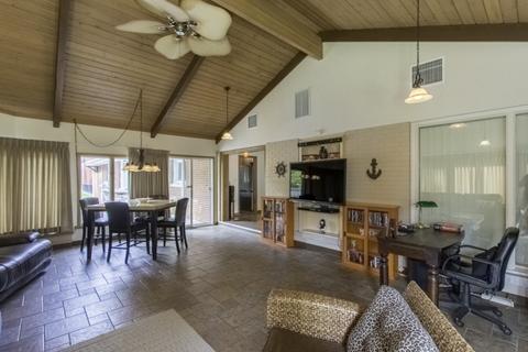 619 Meyer Ct, Aurora, IL 60506 photo 21