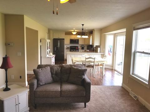 523 Autumnwolf Dr, Davis Junction, IL 61020 photo 10