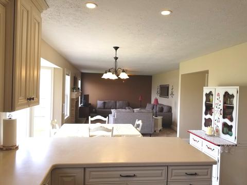 523 Autumnwolf Dr, Davis Junction, IL 61020 photo 9