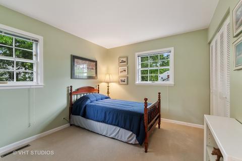 305 E 12th Ave, Naperville, IL 60563 photo 17