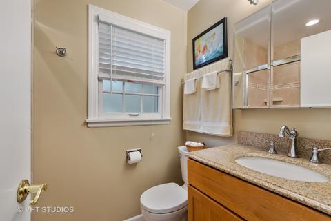 305 E 12th Ave, Naperville, IL 60563 photo 15
