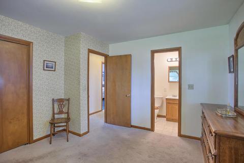 610 E Benham St, Tolono, IL 61880 photo 17
