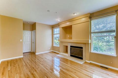 809 Linden Cir, Hoffman Estates, IL 60169 photo 2