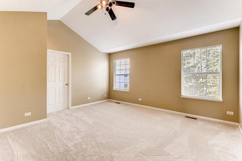 809 Linden Cir, Hoffman Estates, IL 60169 photo 13