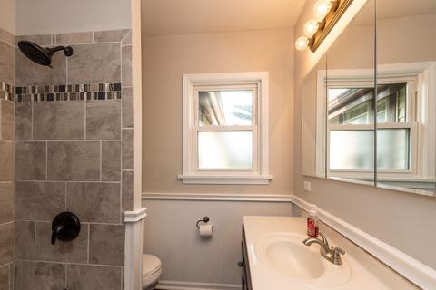320 E 2nd St, Genoa, IL 60135 photo 15