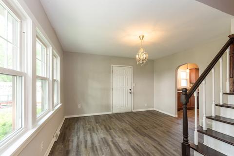 320 E 2nd St, Genoa, IL 60135 photo 10