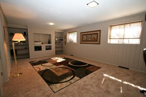 614 E Bevan Dr, Joliet, IL 60435 photo 16