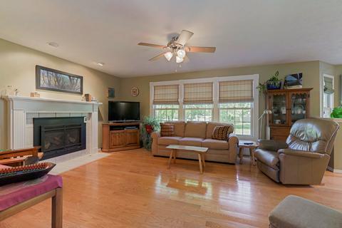 3 Minks Ct, Bloomington, IL 61704 photo 5